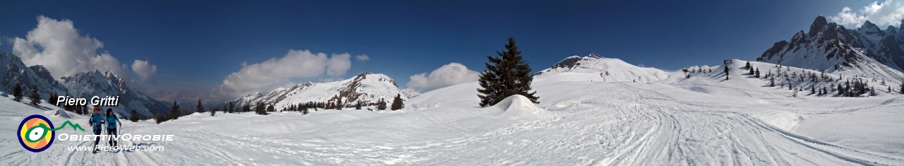 49  Salendo dalla Conca dei Campelli al Passo .jpg